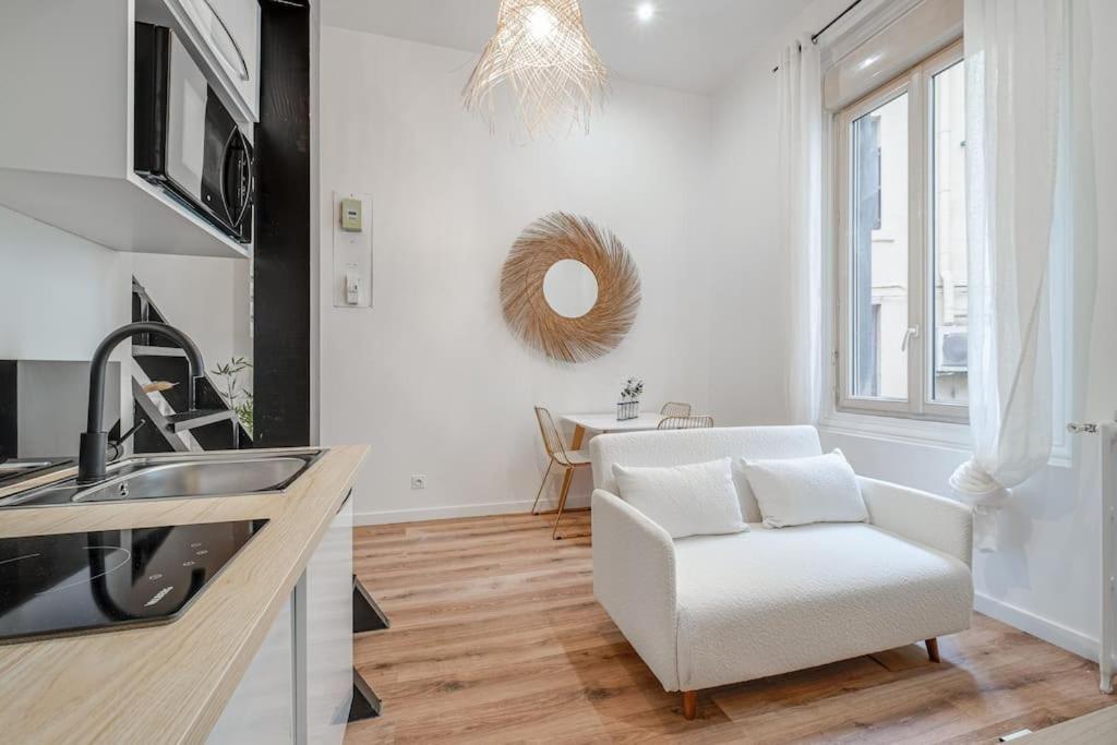 סן-אטיין  Le Boheme Superbe Loft Fonctionnel Et Central מראה חיצוני תמונה